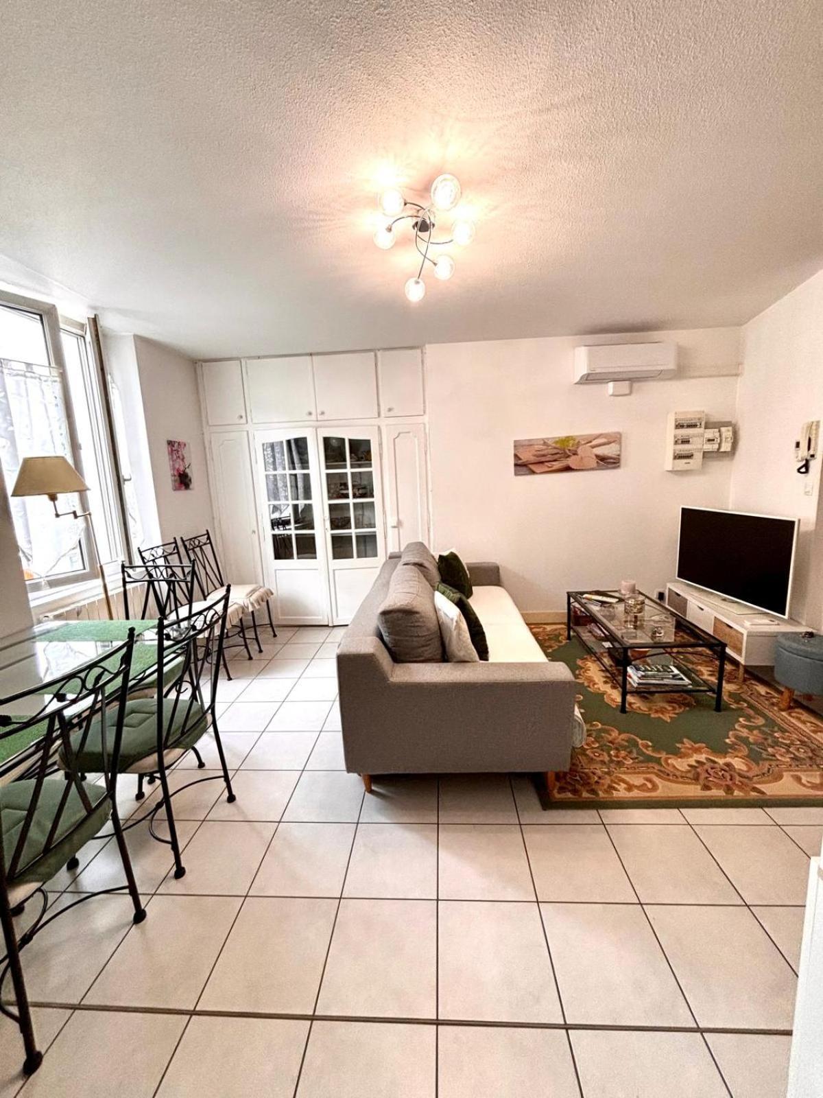 Chez Lucia Appartement Climatise Périgueux Dış mekan fotoğraf